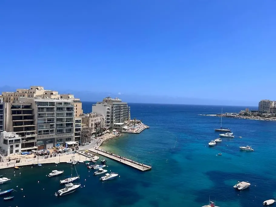 Seafront Duplex Penthouse location